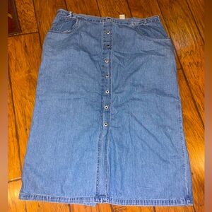 Denim Button-Front Skirt CJ Banks size 22w